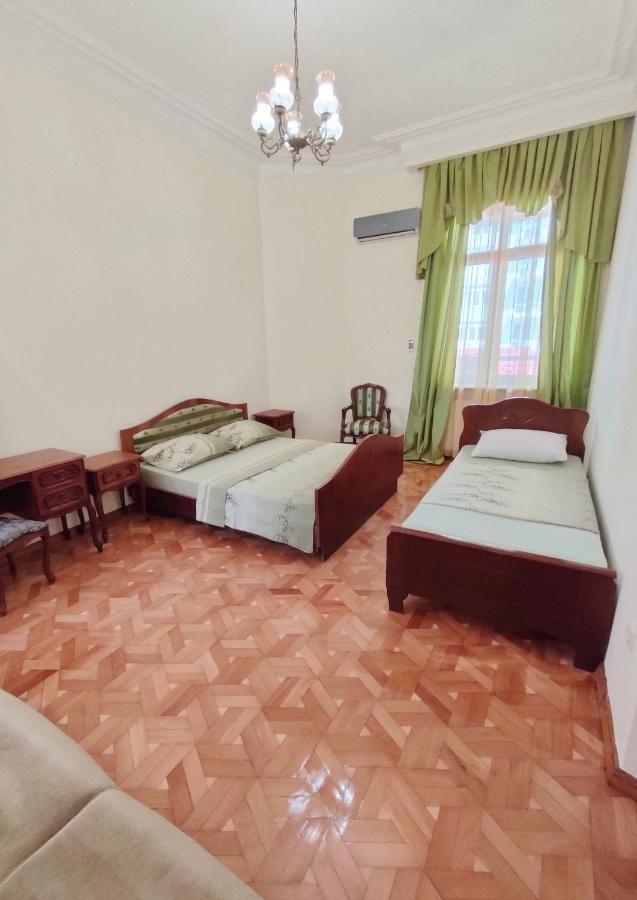 Batumi Sun Hostel ภายนอก รูปภาพ
