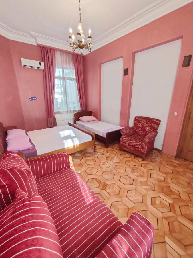 Batumi Sun Hostel ภายนอก รูปภาพ