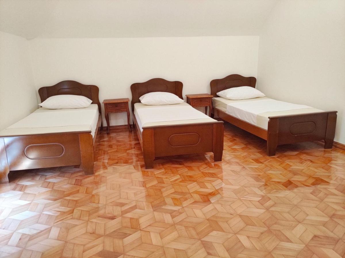 Batumi Sun Hostel ภายนอก รูปภาพ