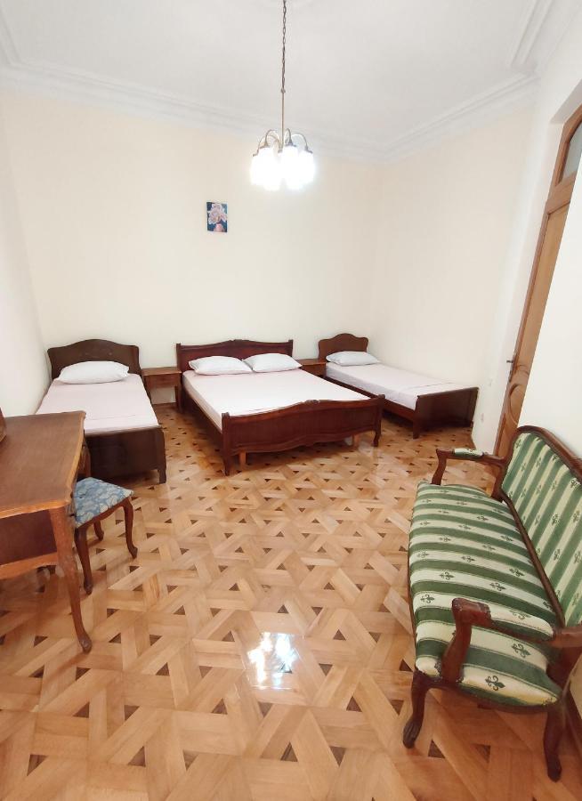 Batumi Sun Hostel ภายนอก รูปภาพ