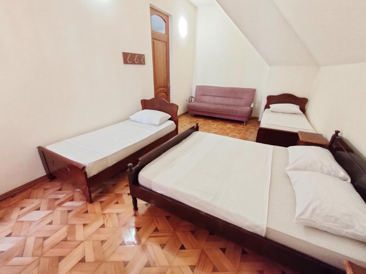 Batumi Sun Hostel ภายนอก รูปภาพ